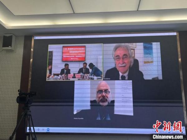 《中国-塞浦路斯友好关系发展史》是“中国与丝绸之路沿线国家友好关系发展史丛书”项目又一新成果。　闫姣 摄